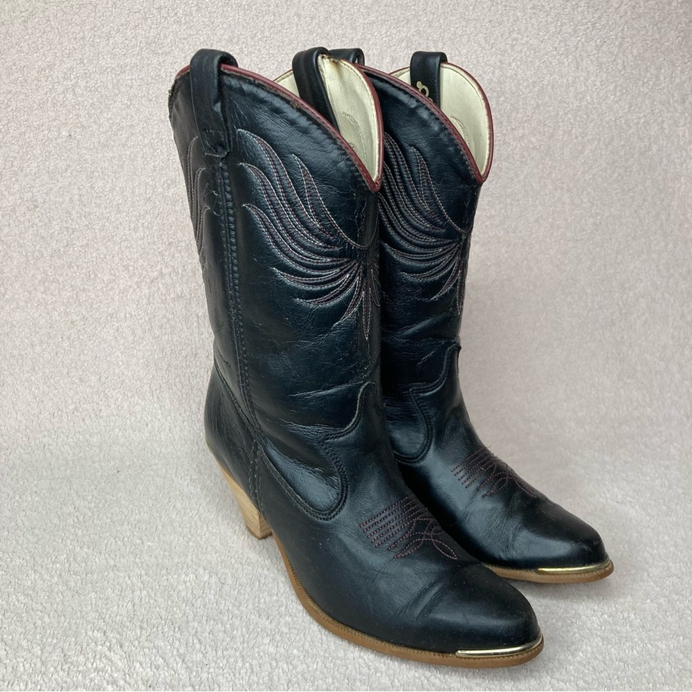 dingo Black Leather Western Heeled Boots with Brown Sole